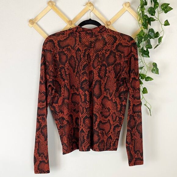 NINE WEST | Slinky Mockneck Red Snake Print Blouse P506 - Picture 2 of 8